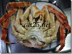 Kitten VS King crab $ 10 at a bargain price、980円のタラバガニ対子猫のミャミ雄君 Kitten VS King crab $ 10 at a bargain price、980円のタラバガニ対子猫のミャミ雄君
